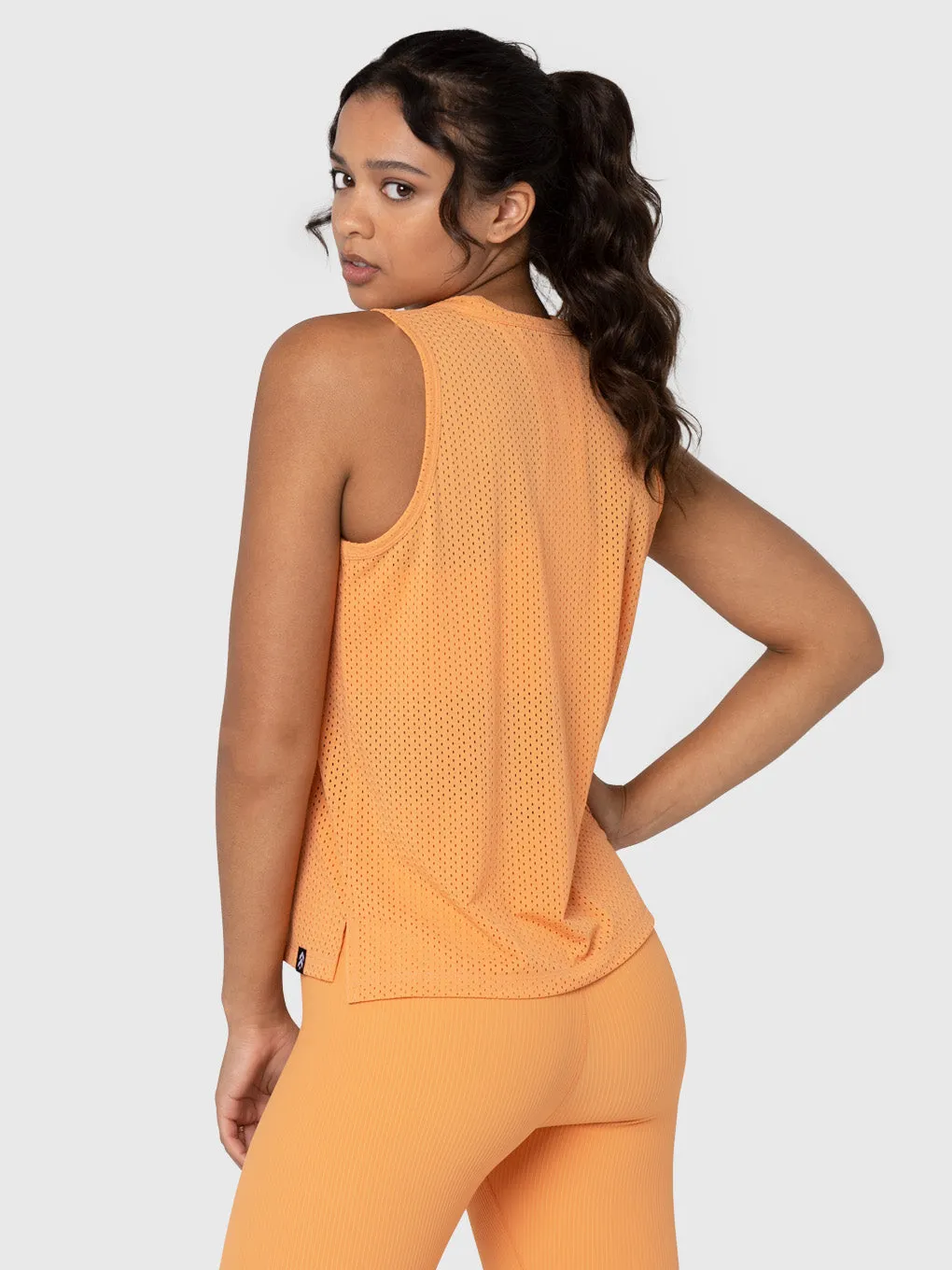 BARRY'S APRICOT MESH MUSCLE TANK