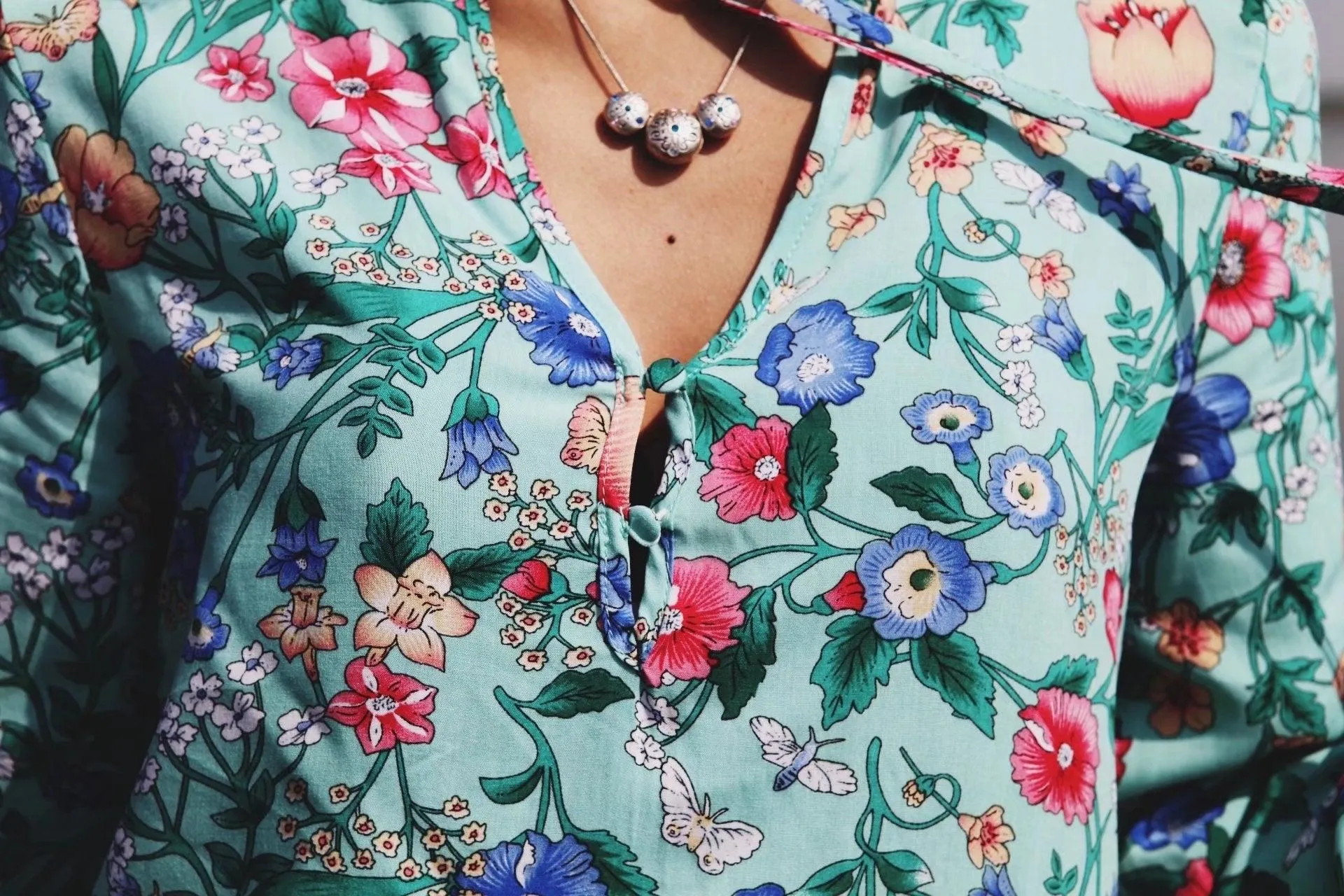 FLORAL BOHO BLOUSE