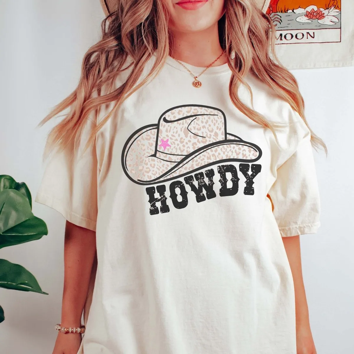 Howdy Cowboy Hat Comfort Color Wholesale Tee - Quick Shipping