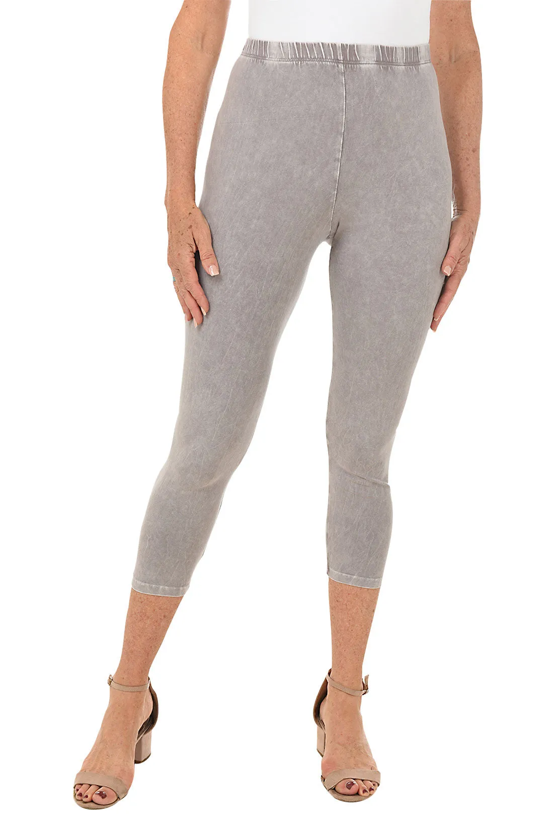 Mineral Wash Capri Legging